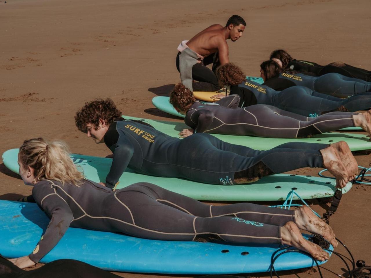 بيت شباب Mamo Surf Morocco Tamraght المظهر الخارجي الصورة